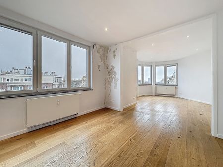 Appartement met twee slaapkamers in Ixelles - Photo 4