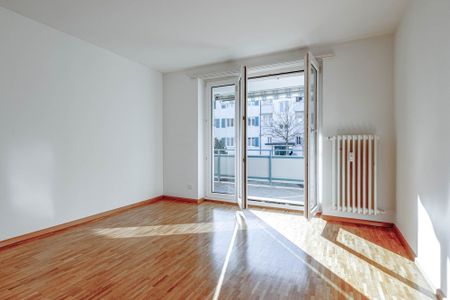 Beautiful apartment in a well-maintained property - Photo 2