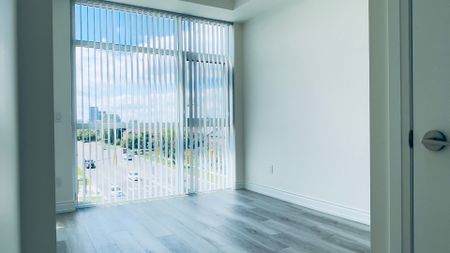 For Lease - 8763 Bayview Avenue Unit# 315, Richmond Hill, Ontario - Photo 2