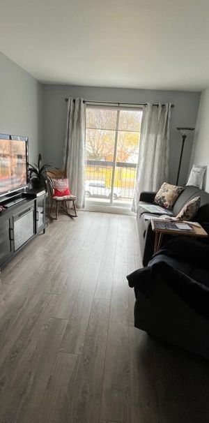 4 1/2 à louer - Photo 1