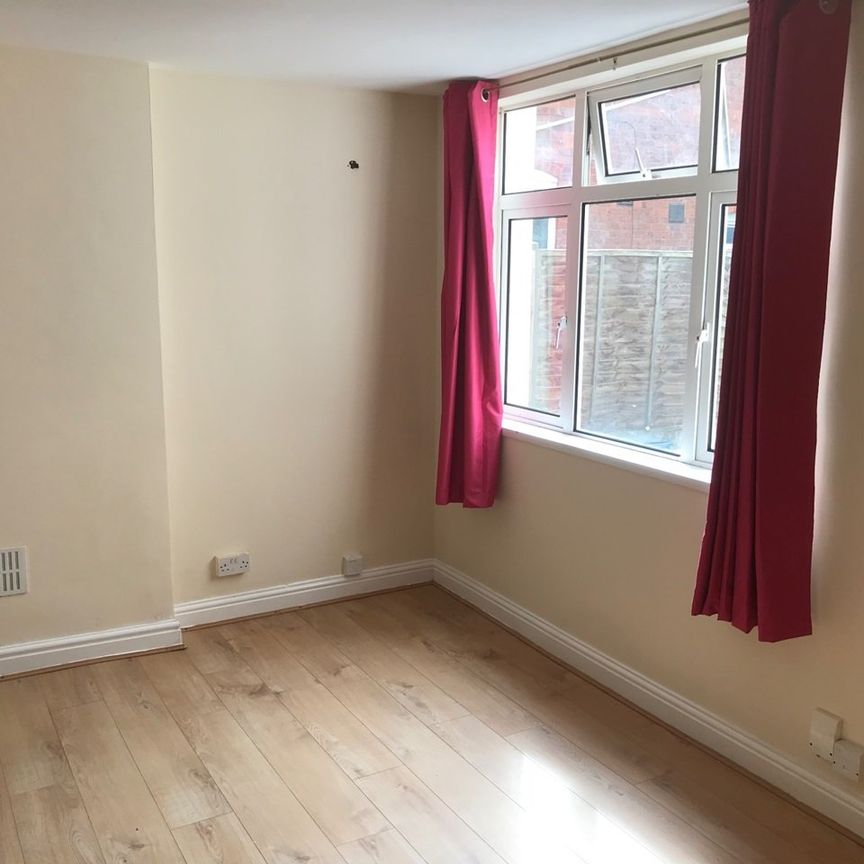 1 Bed Flat, Gillott Road, B16 - Photo 1