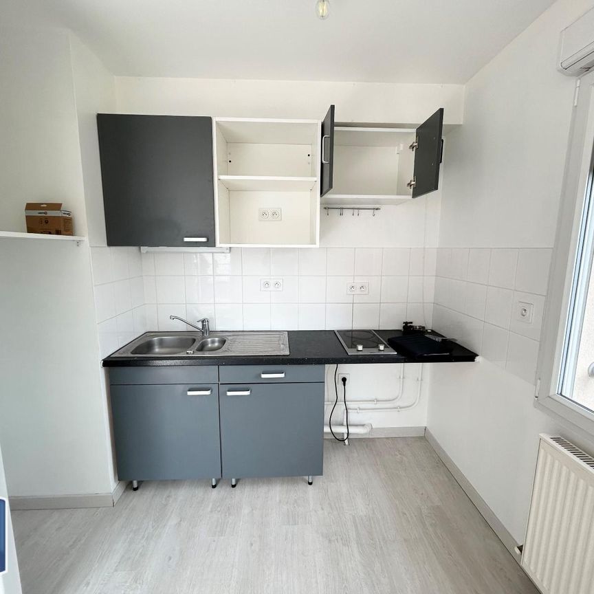 Location Appartement 3 pièces 60m² LOUVROIL 59720 - Photo 1