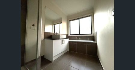 Spacious Modern Family Home in Saltwater School Zone - Photo 5