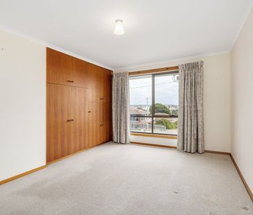 Room to Move, Views to Love - Photo 2