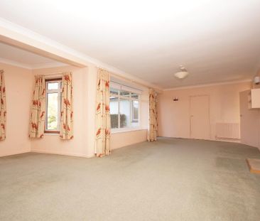 4 bedroom detached house to rent - Photo 6