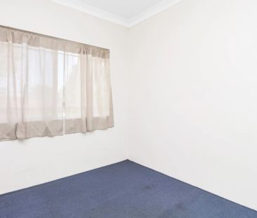 WALK TO WESTMEAD STATION/WELL PRICED & WELL LOCATED! - Photo 3