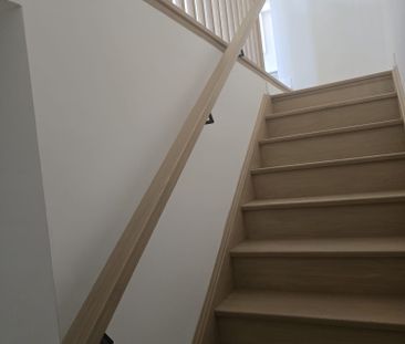 For Lease - 47 FLAN Boulevard, Barrie, Ontario - Photo 3