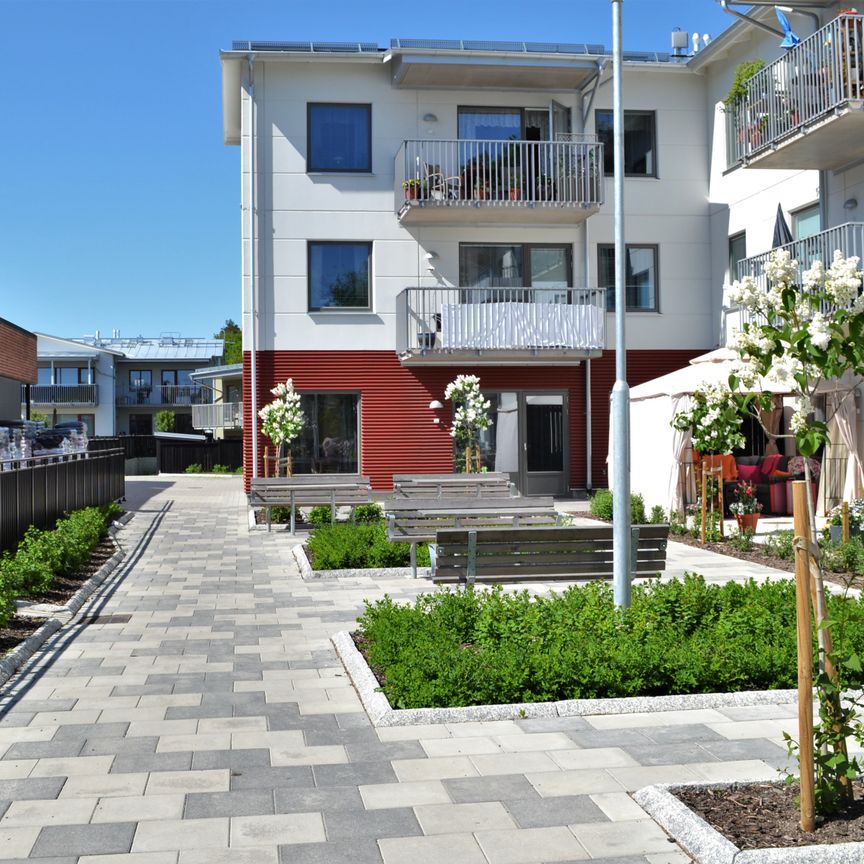 Näckrosvägen, Sturefors - Photo 2