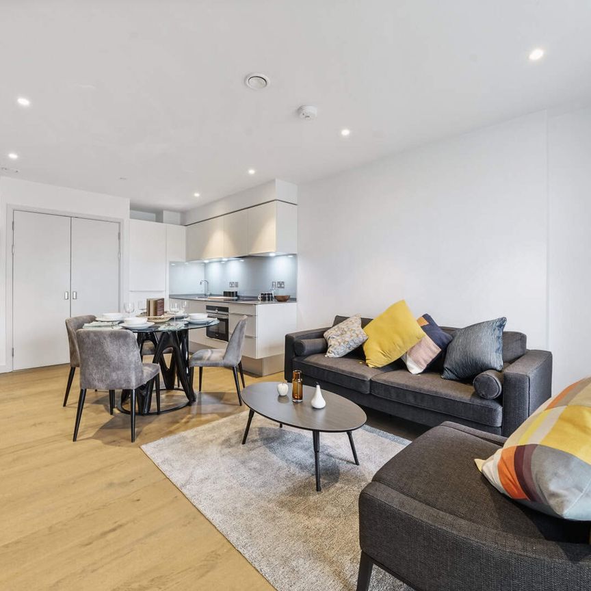 Raglan House, SE1 6TJ, London - Photo 1