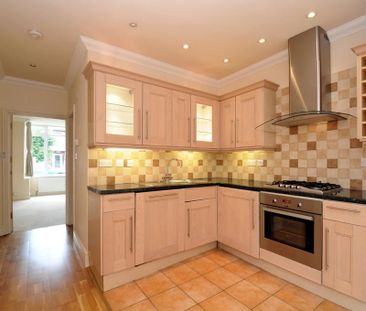 2 bedroom maisonette to rent - Photo 5