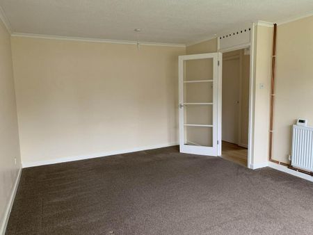 2 bedroom bungalow to rent - Photo 2