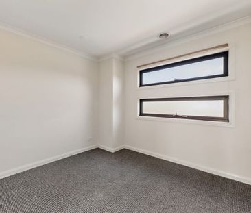 Modern Townhouse - Photo 1