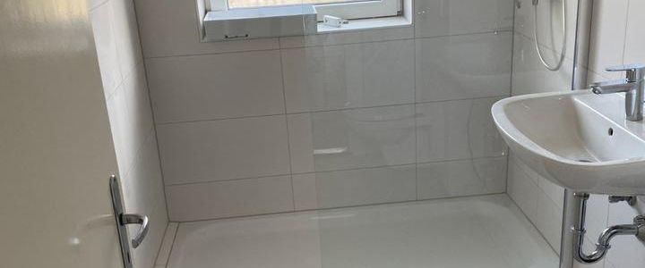 Komplett renovierte 2,5-Zimmer-Wohnung zu vermieten - Foto 1