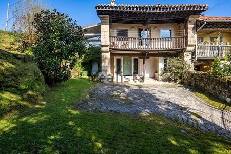 Alquiler de casa o chalet independiente en Barrio de la Molina - Photo 3