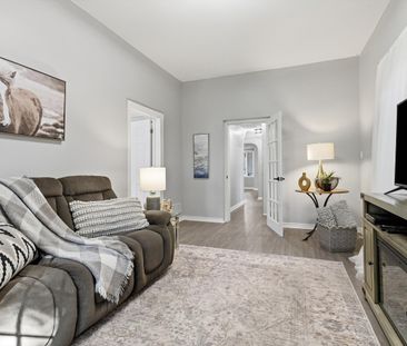 For Lease - 10 Roosevelt Avenue, Ajax, Ontario - Photo 2