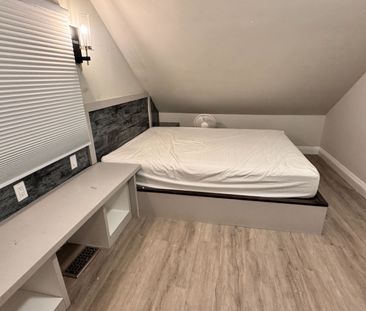 For Lease - 5745 Stanley Avenue Unit# Side upper, Niagara Falls, On... - Photo 3