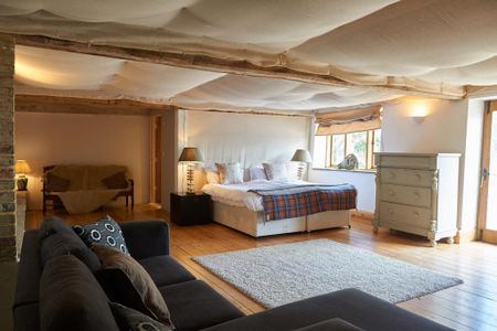 7 bedroom detached house to rent - Photo 5