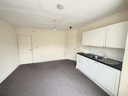 Studio to rent - Photo 3