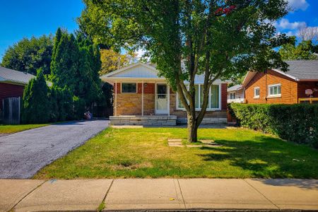 For Lease - 154 West 31st Street Unit# Main, Hamilton, Ontario - Photo 2