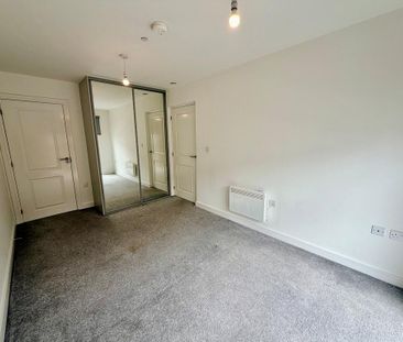 2 bedroom flat to rent - Photo 5