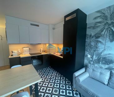 Tastefully furnished 2-room apartment - Separate bedroom - Photo 5