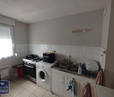 Location Appartement 4 pièces 74m² DOLE 39100 - Photo 5