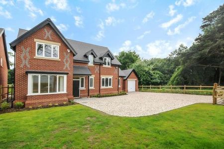 Sindlesham, Wokingham, RG41 - Photo 4