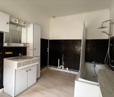 LENS : maison d'une superficie de 94 m² à louer avec 3 chambres - Photo 3