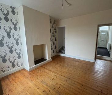 2 bedroom house to rent - Photo 2
