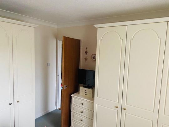 2 bedroom bungalow to rent - Photo 1