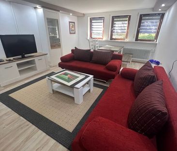 Schöne, modern möblierte Wohnung - Photo 2