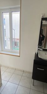 Location Appartement 2 pièces 32 m2 à Saint-Quentin - Photo 4