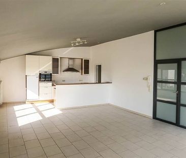 Appartement te huur - Photo 1