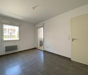 Location appartement récent 3 pièces 60.4 m² à Castelnau-le-Lez (34... - Photo 2