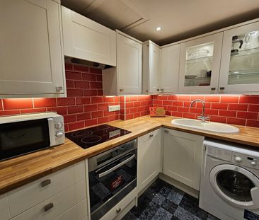 1 Bed Flat, Kennoway Drive, G11 - Photo 4