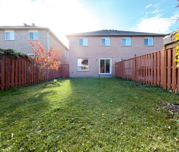 For Lease - 48 Warren Bradley Street, Markham, Ontario - Photo 6