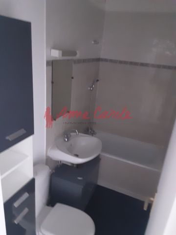 St Cloud Tram 2 - Photo 5