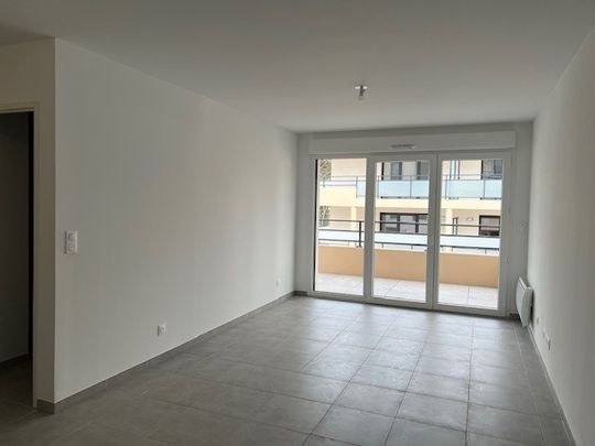 Location Appartement 2 pièces 45m² BRIGNOLES 83170 - Photo 1