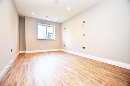 3 bedroom apartment to rent - Photo 5
