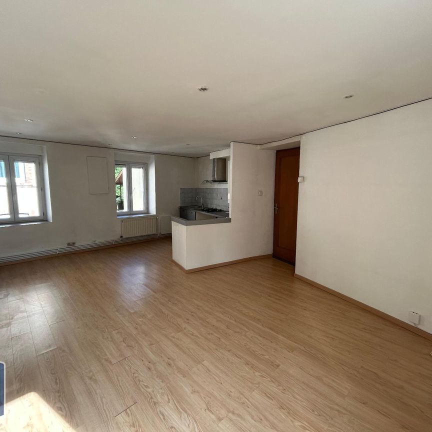Location Appartement 4 pièces 63m² ST ETIENNE 42100 - Photo 1
