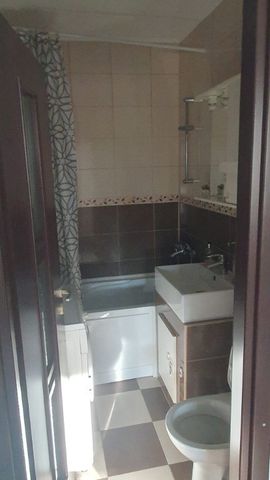 Zona Magazinului Universal, 3 camere, etaj 4 - Photo 5