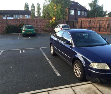 2 bedroom flat to rent - Photo 2