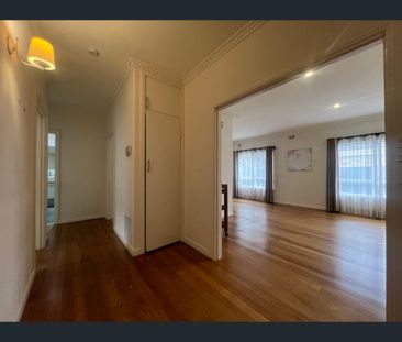 12 Sage Street, Oakleigh East, Vic 3166 - Photo 1