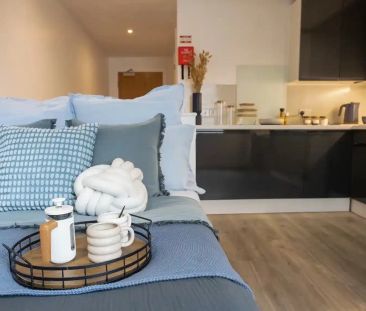 Super Elite Studio - Photo 6