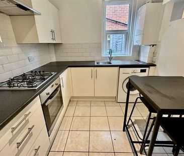 Shirley, SO15 - Photo 5