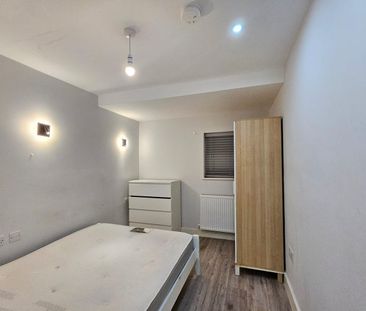 5 Bed Terraced House, Beaconsfield Road, N15 - Photo 6