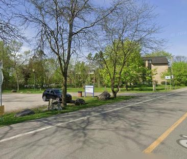 Logement 4 1/2 rénové au bord de l'eau - Photo 2