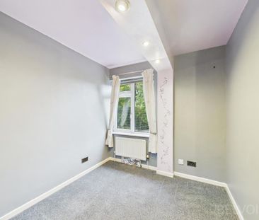 5 bedroom detached house to rent - Photo 3