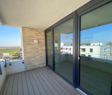Modernes Wohnambiente mit Balkon und Tiefgaragenstellplatz - Foto 1