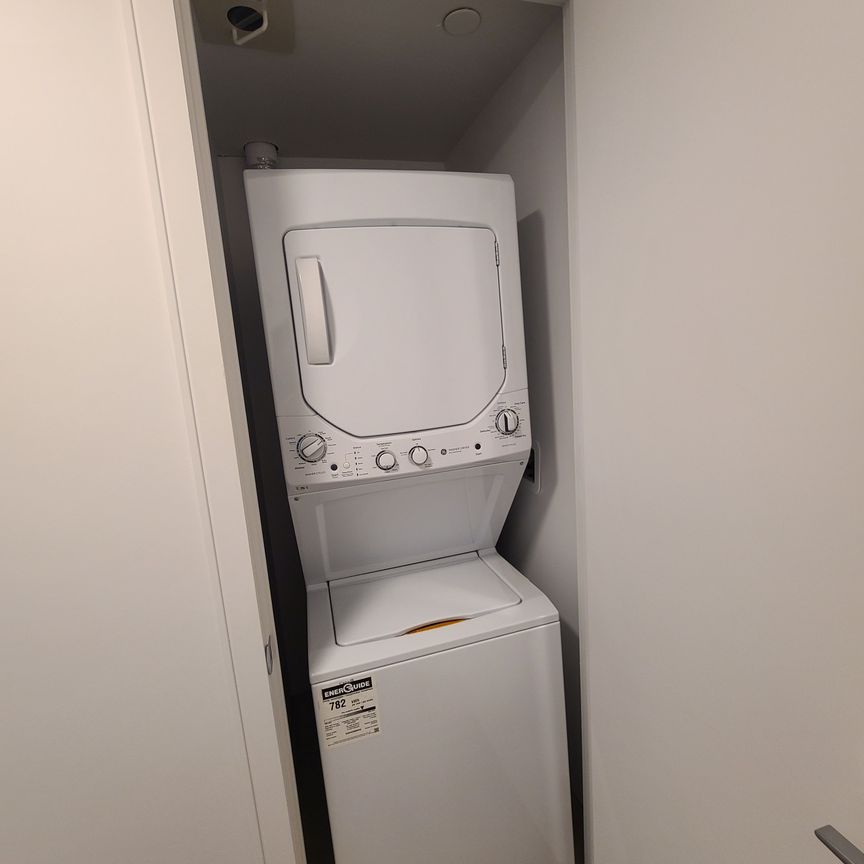 For Lease - 1 Jarvis Street Unit# 427, Hamilton, Ontario - Photo 1